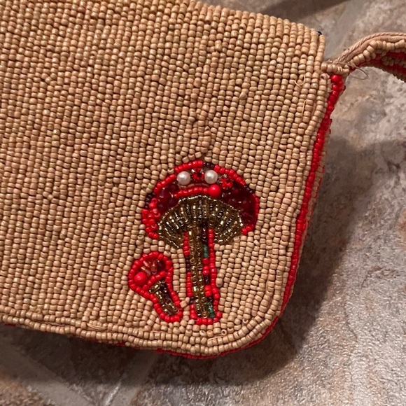 Anthropologie The Fiona Beaded Bag: Food & Drink Edition Mushroom NWT - Picture 10 of 16